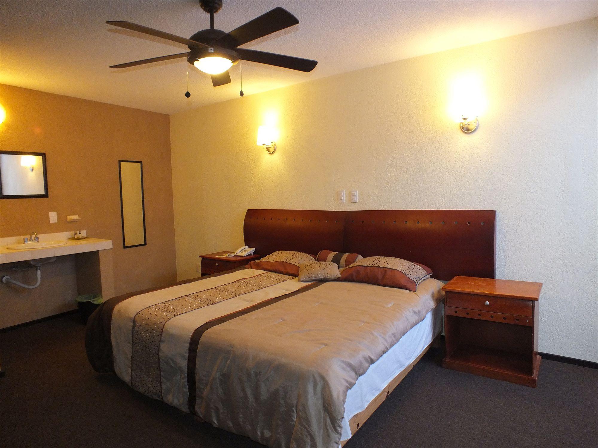 Hotel Rincon Real Suites Дуранґ Екстер'єр фото