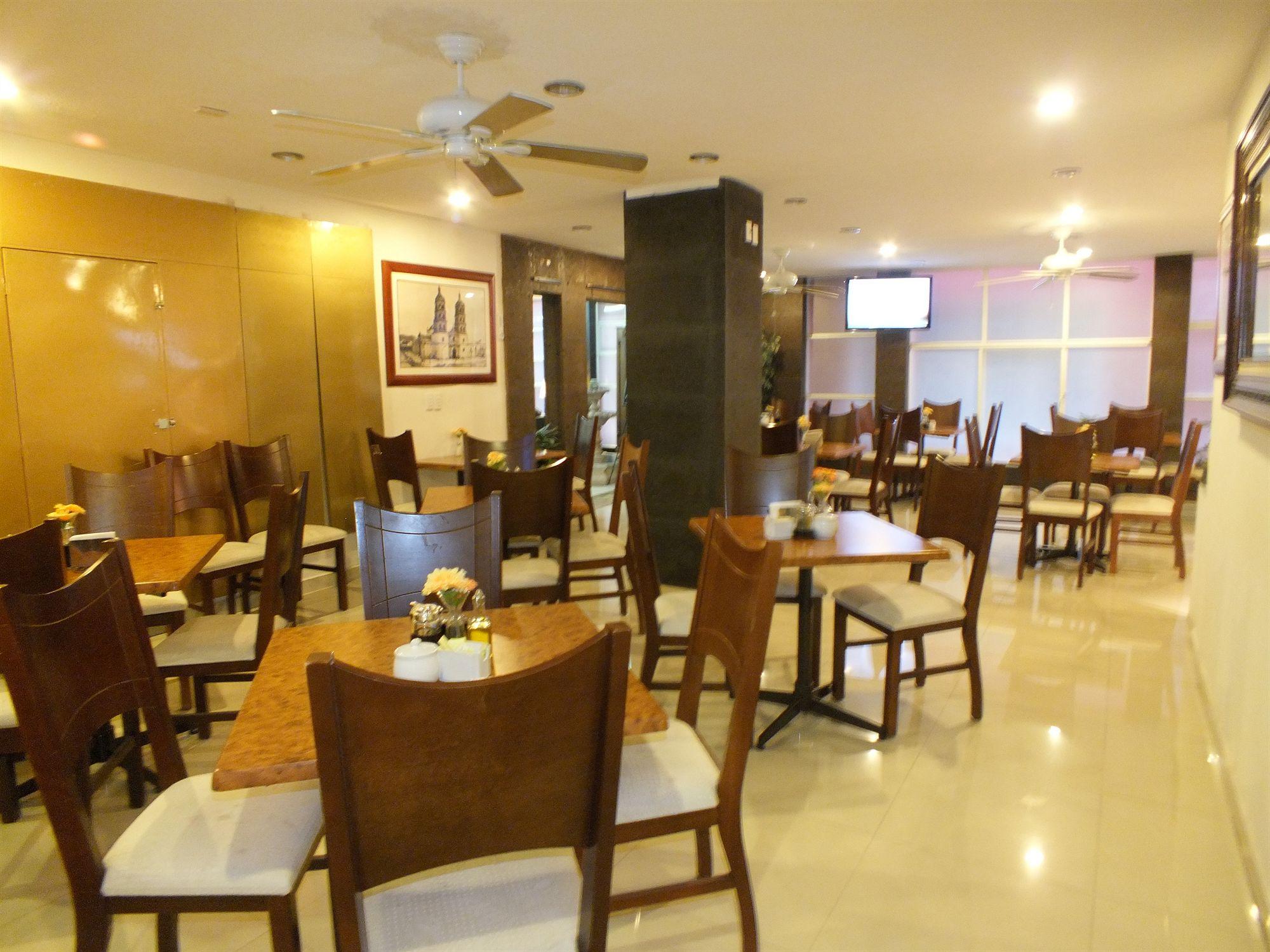 Hotel Rincon Real Suites Дуранґ Екстер'єр фото