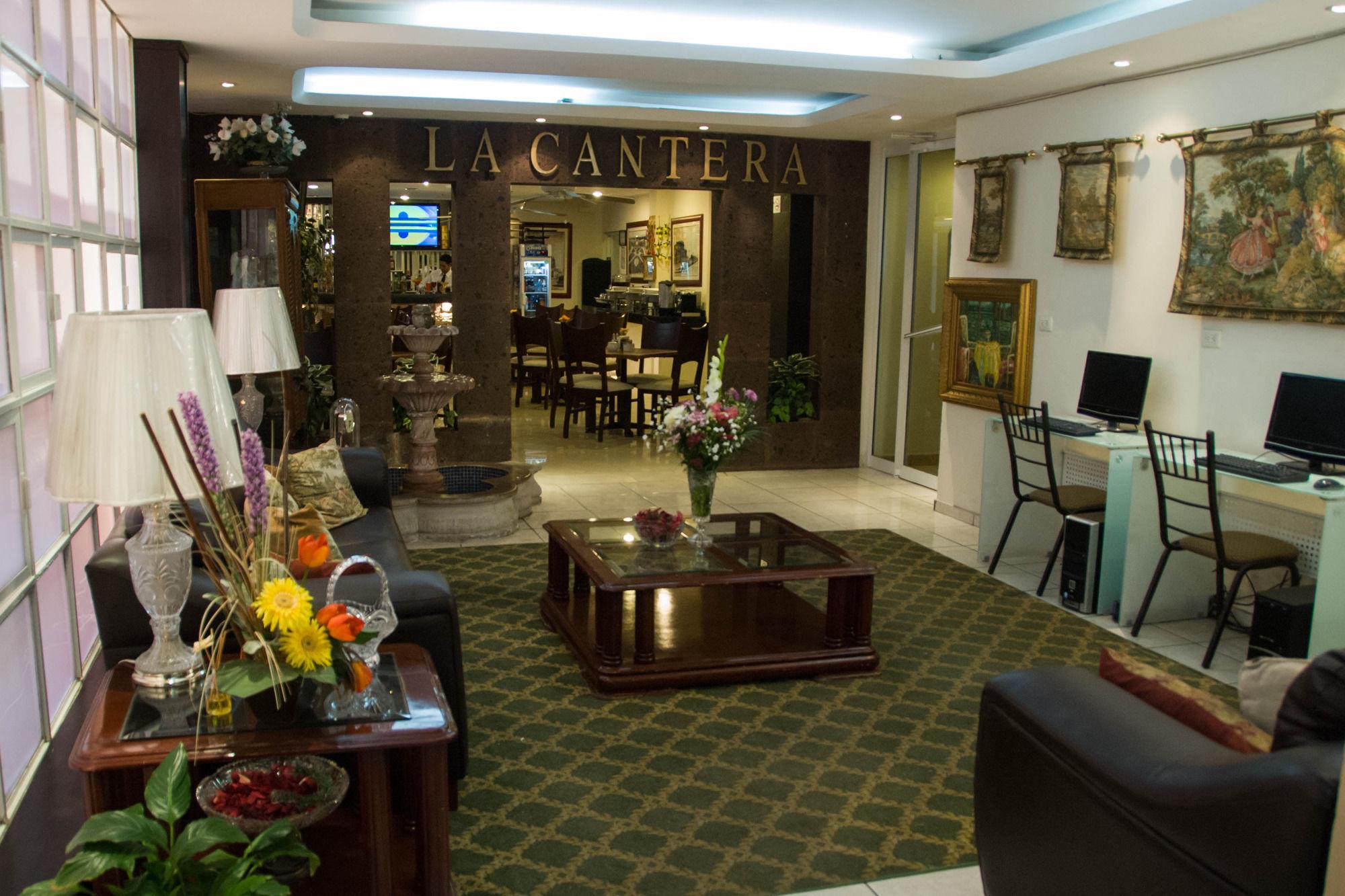Hotel Rincon Real Suites Дуранґ Екстер'єр фото