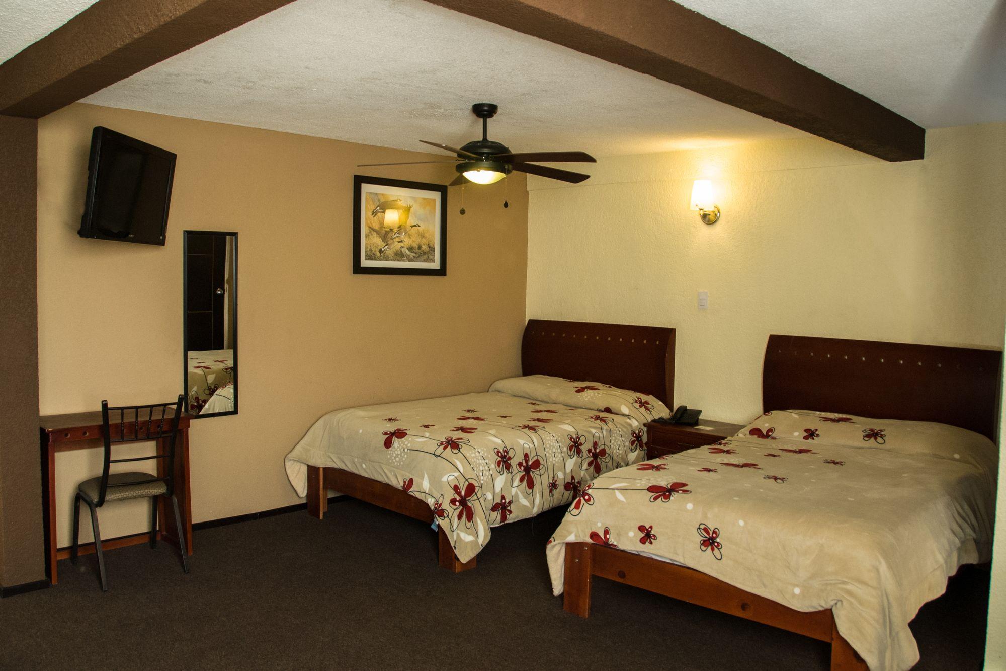 Hotel Rincon Real Suites Дуранґ Екстер'єр фото