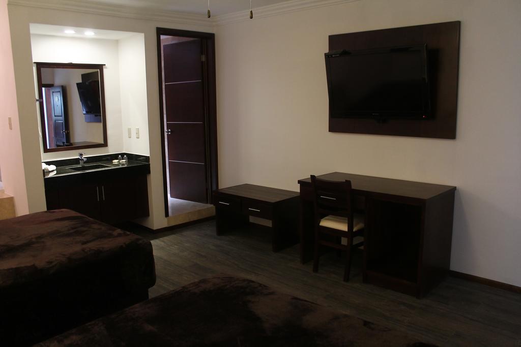 Hotel Rincon Real Suites Дуранґ Екстер'єр фото